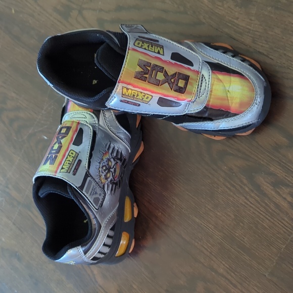 Kids Max D Monster Jam light up sneakers, 1 1/2 - Picture 1 of 8